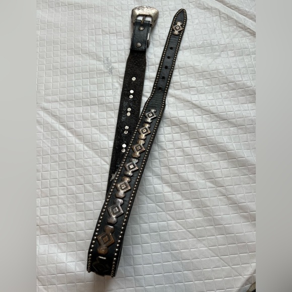 Unique Tribal Design Belt - Picture 4 of 11